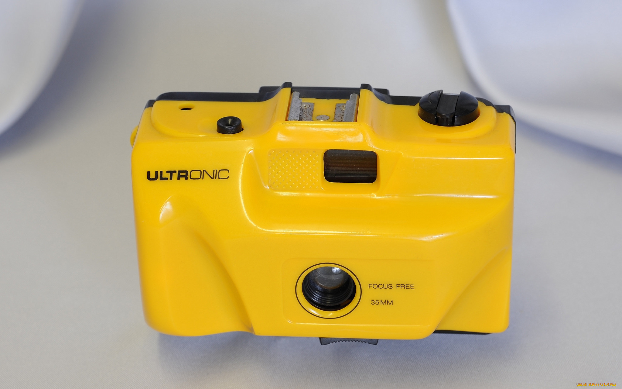 r&, 233, cidive en jaune, , - , 